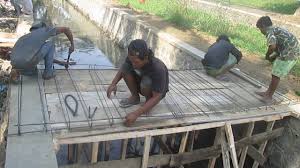 Model jembatan depan rumah : Cara Pembuatan Plat Jembatan Pelayanan Pada Saluran Irigasi Youtube