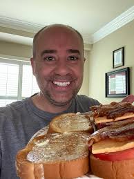 Nothing says “welcome home” like the first mater sammitch of the season  while I'm getting some work done!