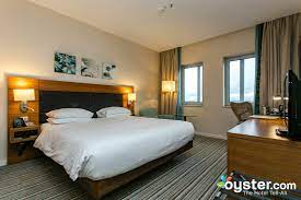 Rooms and suites offer spacious living quarters, a 50 lcd tv, comfortable furnishings, and views of nearby frankfurt. Hilton Garden Inn Frankfurt Airport Review What To Really Expect If You Stay