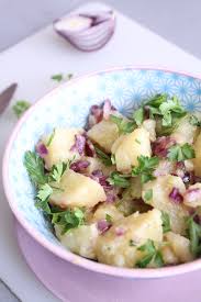 Pour les pommes de terre La Meilleure Salade De Pomme De Terre Du Monde Le Cul De Poule