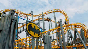 Acuario, juegos mecánicos , una mini montaña rusa y otros juegos que son clásicos en las ferias. Juegos Mecanicos Six Flags Mexico