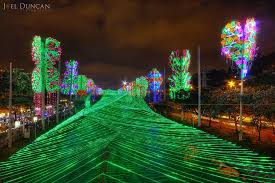 Los Alumbrados De Medellin Medellin Christmas Latin Travel Festival Lights Christmas Past