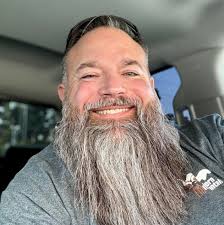 What kind of snakes are these and how to move them?