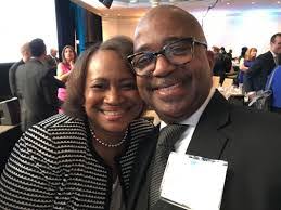 Sandra Borders's Instagram, Twitter & Facebook