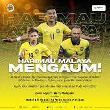 Iday tahu banyak isu tentang tiket bola and so on tetapi tidak mematahkan semangat iday untuk menyokong team bola sepak malaysia. Harimau Malaya Kembali Mengaum Benam Thailand 1 0 The Malaya Post