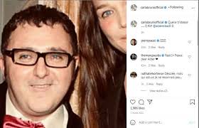 Carla bruni • 344 тыс. Carla Bruni Pays Tribute To Alber Elbaz Who Died Of Coronavirus Sonic Pk Tv
