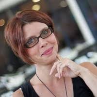 Martina Link's Instagram, Twitter & Facebook