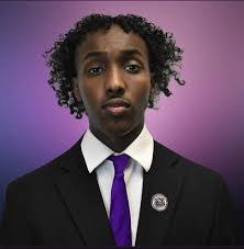 Earl Puckett's Instagram, Twitter & Facebook