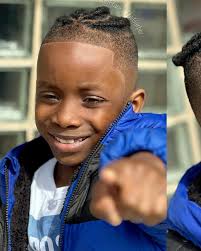 Making children happy by giving them a haircut is EVERYTHING TO ME 😃‼️ .  💡 💈 #phingerprint #ultimatelifestylebb #phillybarber #fade #freahshapeup  #ilovethekids