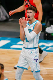 Latest on charlotte hornets point guard lamelo ball including news, stats, videos, highlights and more on espn. Hornets Lamelo Ball Gordon Hayward Make Charlotte Debuts Charlotte Observer