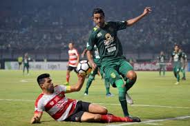 Update information for otavio juliano ». Bek Persebaya Otavio Dutra Selangkah Lagi Sandang Status Wni Bola Bisnis Com