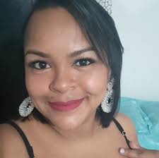 Nueva reina del Carnaval Gay de Barranquilla sorprende por su parecido con  Andrea Valdiri. Coryna Anaya fue escogida como la nueva soberana de las  carnestolendas para 2026, y más allá del título,