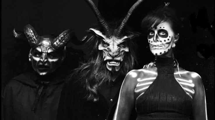 Queen of Haunts Names Top 13 TERRORific Haunted Attractions in the US –  Tejano Nation