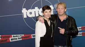 June 5, 2021 by jacob taylor. Coronavirus Allesdichtmachen Morddrohung Gegen Tatort Star Politik