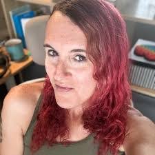 Cassie Staples's Instagram, Twitter & Facebook