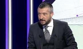 He played as an attacking midfielder. Tumer Metin Den Sike Itirafi Spor Haberleri