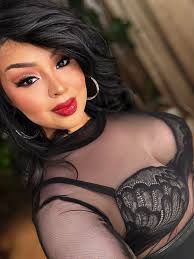 Hello My name is Anna. I live in Tokyo. And this is my November's works.  @anna_ibraeva_photo