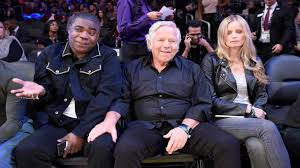 The name of robert kraft' girlfriend is ricki noel lander, 38, was born ricki ross noel lander, on december 14, 1979, in utah to mrs. Robert Kraft Kid Girlfriend Latest Patriots Owner Really The Dad Metro Us