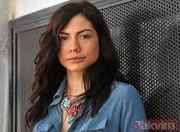 Ben karadeniz aşığı bir insanım aslıhan güner kiliç kendimi karadenizli görüyorum karadenizi benim kadar seveni. Kuzey Yildizi Ilk Ask Dizisinin Yildiz I Aslihan Guner In Estetiksiz Hali Sosyal Medyayi Salladi Galeri Takvim