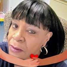 Boris Kodjoe...with hair??? Do you prefer him with hair or without?