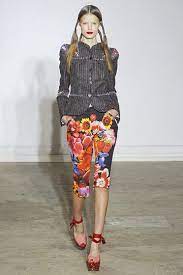 (12 mar 2009) shotlistmusic on catwalks not cleared for use. Wunderkind Wolfgang Joop Spring 2011 Rtw Fashion Runway Fashion Fashion Design