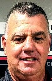 Longtime Lafayette High football coach Pearson retires