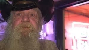 Police investigate rollover crash in Glasgow