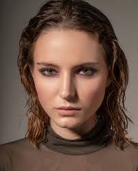 Hayley Ellison's Instagram, Twitter & Facebook