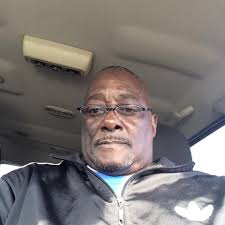 Jonathan Kuminga moved to the U.S. when he was 13 years old to pursue his  dream of playing in the NBA. Last night, his parents were in the stands for  one of