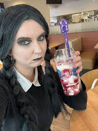 In need of waiters/servers!