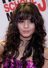 She aptly pairs her layered waves with long swoopy bangs. 18 Beautiful Long Wavy Hairstyles With Bangs Hairstyles Weekly