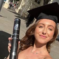 Erin Chastney (@erinchastney)