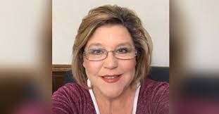 Leta Hunt's Instagram, Twitter & Facebook