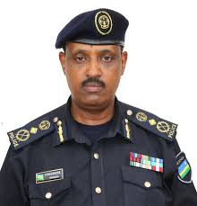 Aba-Ofisiye 1015 ba Polisi bazamuwe mu ntera, abandi 111 bashyirwa mu  kiruhuko cy'izabukuru