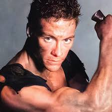 Van Damme clavó un cuchillo en un ojo por accidente a otro actor en  'Cyborg'