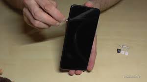 Wir verwenden cookies und ähnliche tools, die erforderlich sind, damit sie käufe tätigen können, um ihr einkaufserlebnis zu verbessern und unsere dienste bereitzustellen, wie in unseren hinweisen zu cookies beschrieben. Samsung Galaxy A22 5g How To Insert The Sim Card Installation Of The 2 Nano Sim Cards Youtube