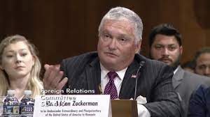 Cine a urmărit ședința de confirmare a lui adrian zuckerman din new jersey pentru poziția de ambasador al sua la bucurești, nominalizare blocată peste 12 luni de către criticul implacabil și anti trumpist vocal bob menendez, a înțeles că drumul viit. Noul Ambasador Sua La BucureÈti In Limba RomanÄ N Am Crezut In ViaÈa Mea CÄ Romania Va Ajunge O DemocraÈie Cum Este Acum Hotnews Mobile