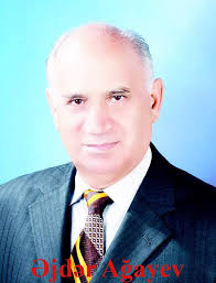 Azərbaycan müəllimi ha añadido una...