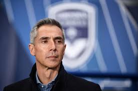 Paulo sousa trainierte zuletzt maccabi tel aviv und versucht sein glück nun bei «angstgegner» der neue trainer des fc basel heisst paulo sousa. Paulo Sousa Stand Kurz Vor Einem Trainer Engagement Beim Bvb Bvbwld De