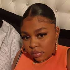 Jada Nolan (flufffluff_94@)