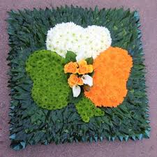 Funeral tributes irish ethnic recipes floral irish language flowers ireland flower. Irish Shamrock Tribute Bespoke Funeral Flowers Les Fleurs Florist