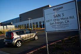 Amazon Workers Who Commute Across the US-Mexico Border Every Day Are  Organizing for Better Working Conditions