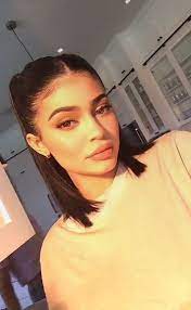 6 Cute Updo For Short Hair To Rock This Summer Inspired Beauty Jenner Hair Kylie Jenner Hair Kylie Jenner Short Hair