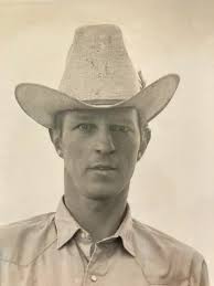 Lloyd Coates's Instagram, Twitter & Facebook