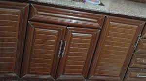 طريقة رائعة لتنظيف خزائن المجلى الالمنيوم بوصفة تجنن Youtube