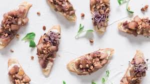 Bonjour barbe, avant une raclette je dirais pas d'entrée, mais un bon apéro avec des trucs à grignoter. Top 25 Bouchees Et Cocktails Pour Recevoir En Grand Zeste