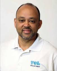 Toledo Public Utilities Director Ed Moore to retire