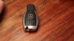 Batterie Wechseln Bei Einem Mercedes Schlussel Youtube