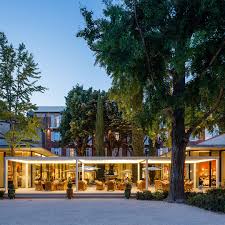 Art Deco Hotel Imperator Re Opens In Nimes After Renovation In 2020 Art Deco Hotel Renovation Design Facade Design