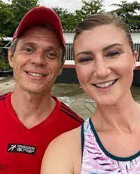 Dani Hansen's Instagram, Twitter & Facebook